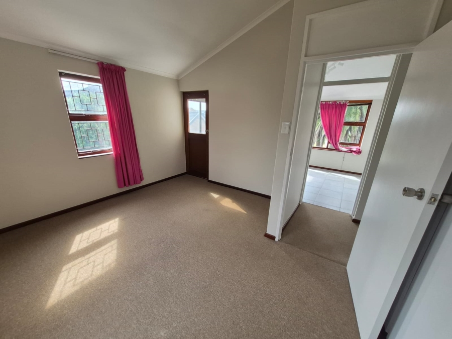 5 Bedroom Property for Sale in Bayview Western Cape